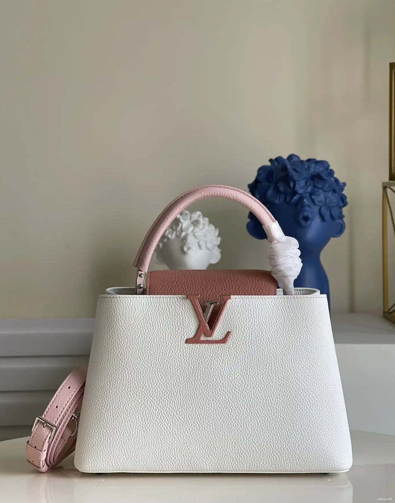 LOUIS VUITTON CAPUCINES BB 0414